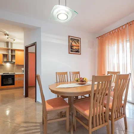 Beachside Marija Holiday home Vir