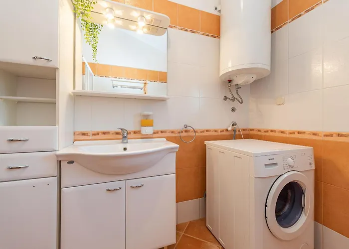 Beachside Marija Holiday home *